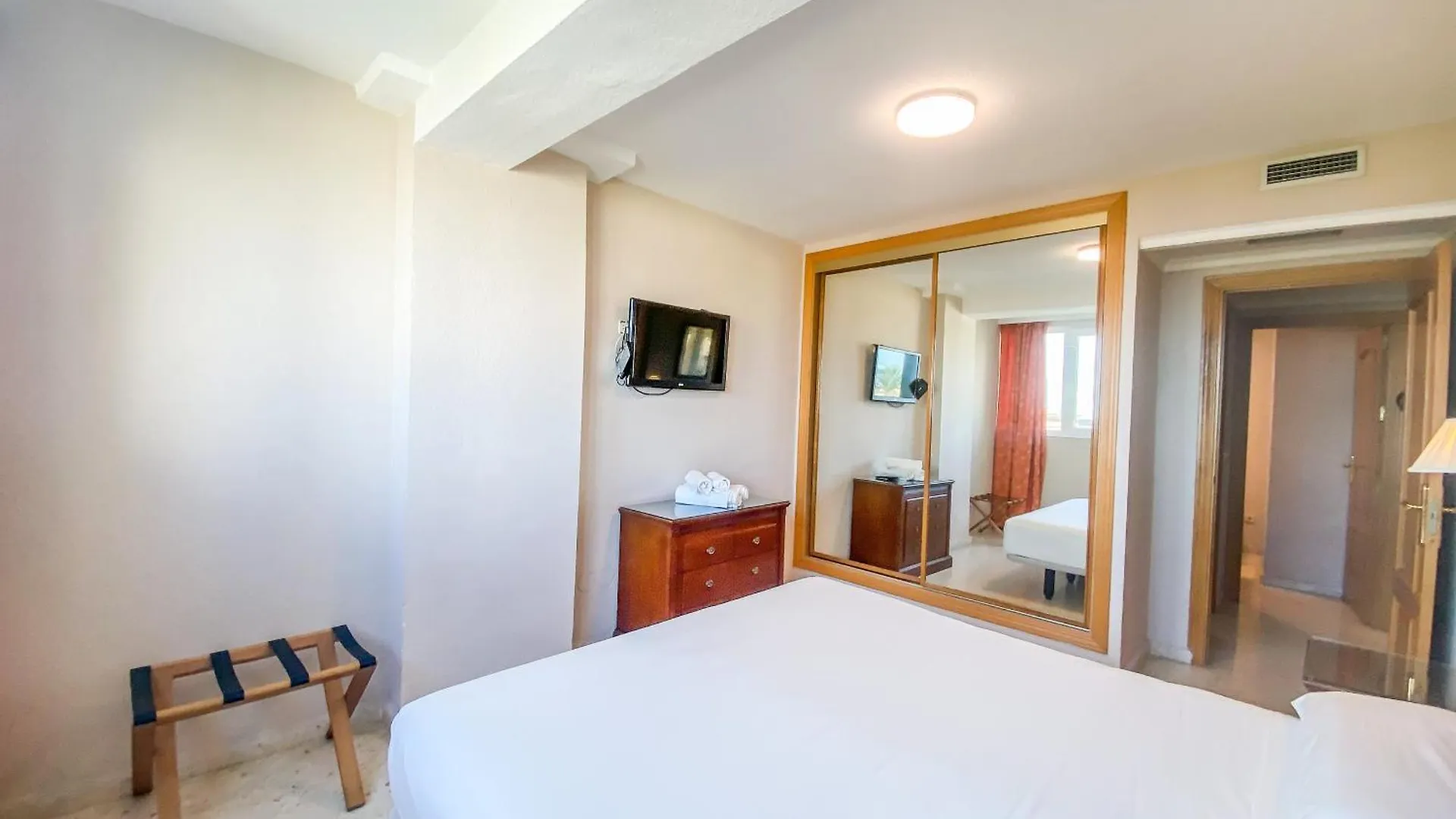 Don Gustavo Apartment Benalmadena Spain